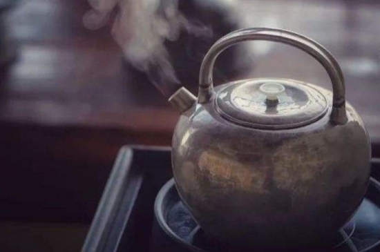 煮茶的步驟圖解，正確的煮白茶方法！