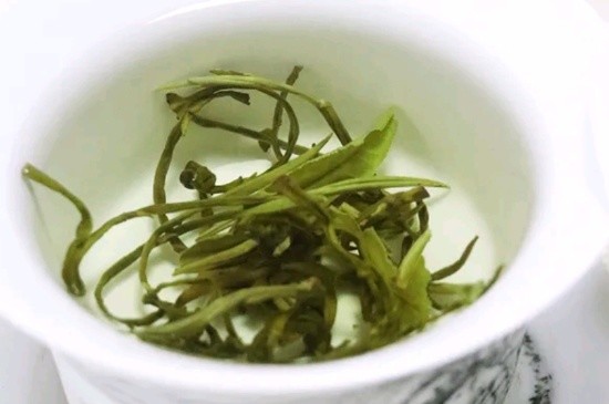 茉莉香珠跟龍珠有什么區別嗎，茉莉龍珠和茉莉香珠那個(gè)好？