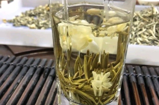 茉莉花花茶能煮嗎，喝茉莉花茶適合煮好還是泡好？