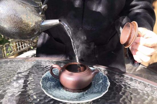 各類(lèi)茶的注水方式，不同的茶泡茶時(shí)怎么注水