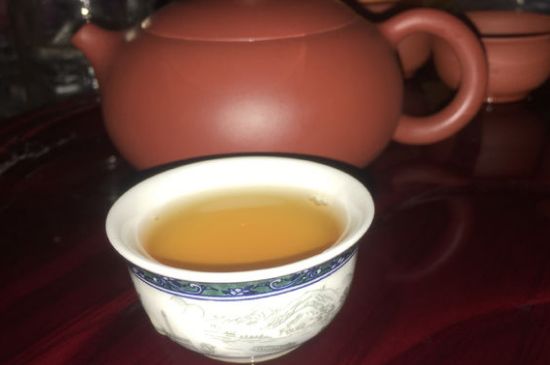 200一斤的茶葉算不算好，兩百一斤買(mǎi)的是中低檔茶