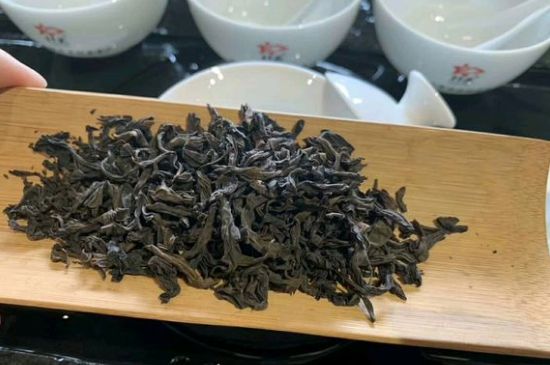 200一斤的茶葉算不算好，兩百一斤買(mǎi)的是中低檔茶