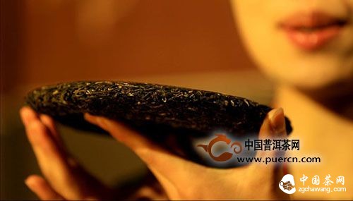 為什么普洱茶大多為緊壓茶？ 