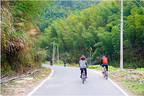 &ldquo;六安茶谷國家風(fēng)景道 國際山地車手體驗(yàn)游&rdquo;活動(dòng)圓滿成功